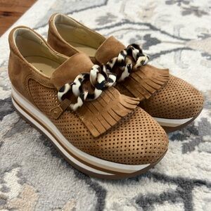 Softwaves Cadie Slip on- tan and Tortoise size 7